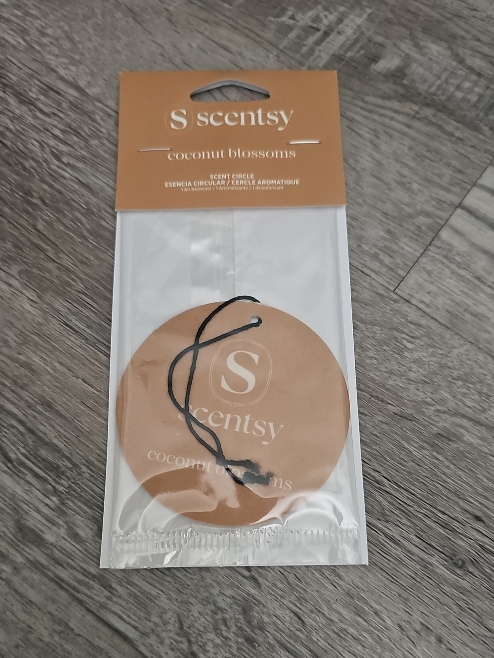 Scentsy Coconut Blossoms Scent Circle - tan